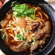 呷霸牛肉麵(新莊店)