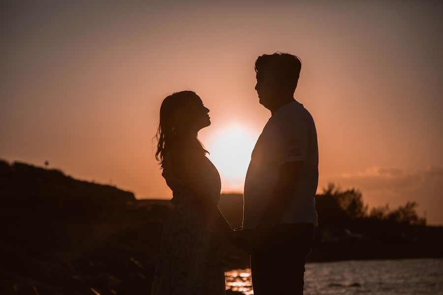 Fotógrafo de casamento Azis Ishenbekov (azisishenbekov). Foto de 19 de novembro 2018