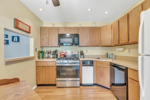Apartment with pool 5