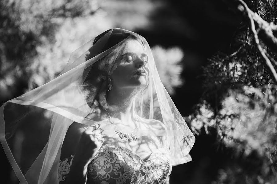 結婚式の写真家Anna Davydova (davydovaanna)。2021 2月8日の写真