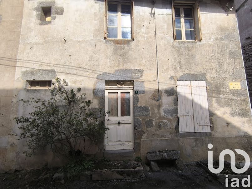 Vente maison 2 pièces 67 m² à Crocq (23260), 20 000 €