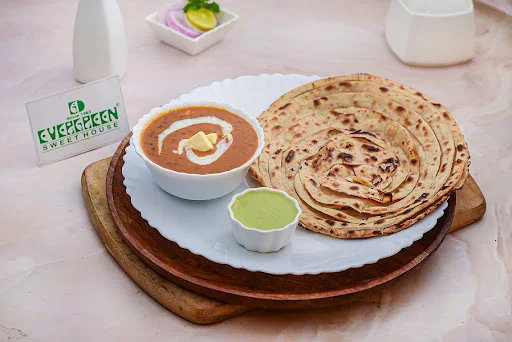 Dal Makhni With Lachha Parantha