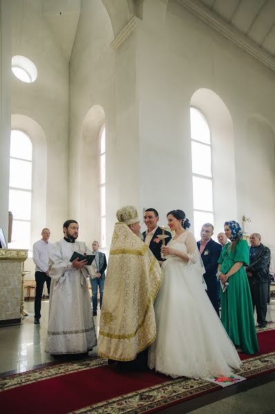 ช่างภาพงานแต่งงาน Ira Perova (irinaperovaphoto) ภาพเมื่อ 3 กรกฎาคม 2018