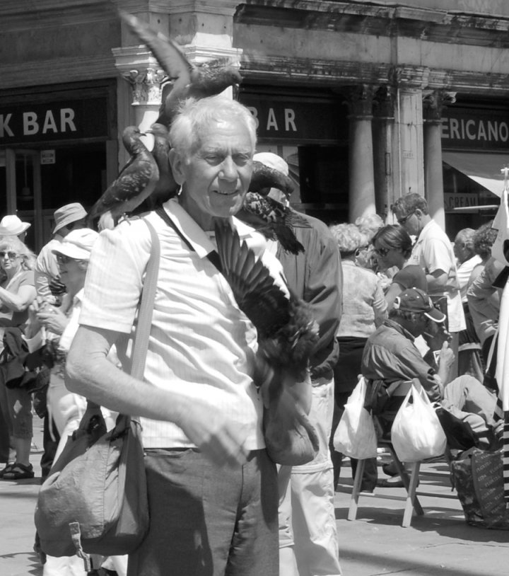 Abbiamo bisogno di te di cool.foto