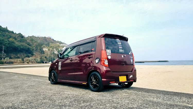 ワゴンRスティングレーのあの時と同じ場所で・海と愛車に関するカスタム事例の投稿画像3枚目