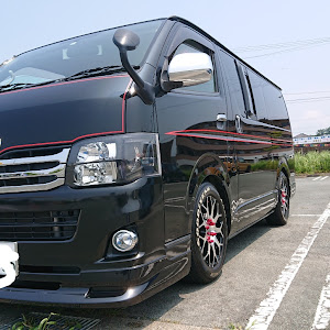 ハイエースバン TRH200V