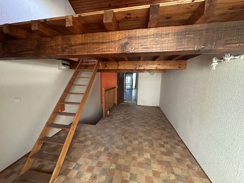 Vente maison 7 pièces 220 m² à Ax-les-Thermes (09110), 35 000 €