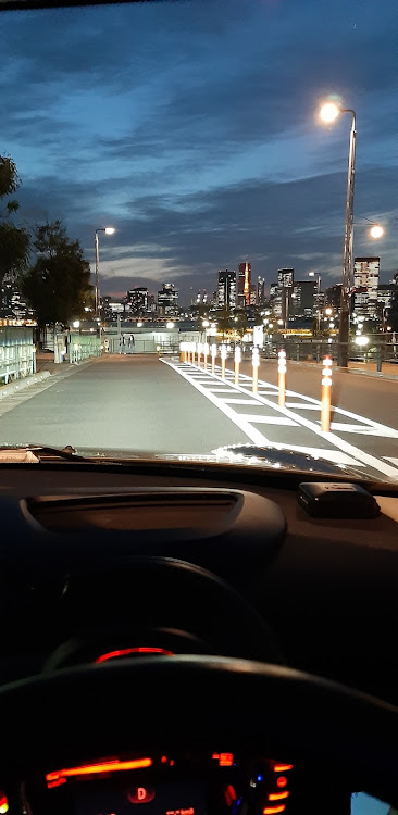 ミニ ハッチバックのドライブ・車高調整・ミニクーパーセブン　SD・クーパーSDに関するカスタム事例の投稿画像3枚目