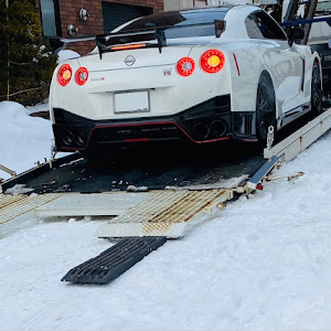 NISSAN GT-R R35