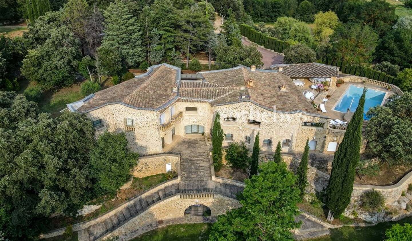 House with pool and terrace Aix-en-Provence