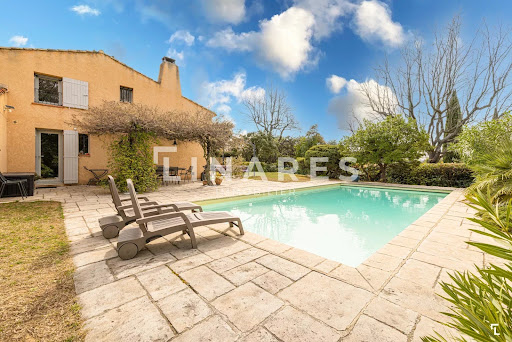 House with pool and terrace 1