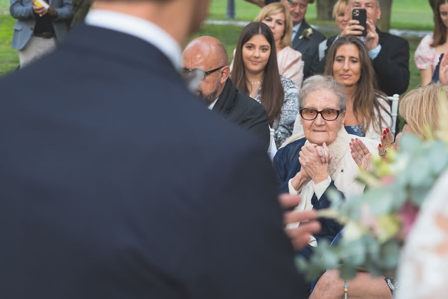 Fotógrafo de casamento Luca Caparrelli (lucacaparrelli). Foto de 16 de outubro 2023