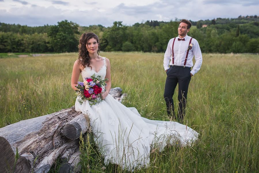 Fotógrafo de casamento Luca Tirinnanzi (luctirinnanzi). Foto de 14 de fevereiro 2019