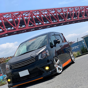 ノア ZRR70W