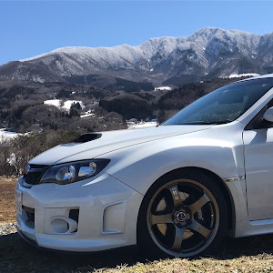 インプレッサ WRX STI GRB