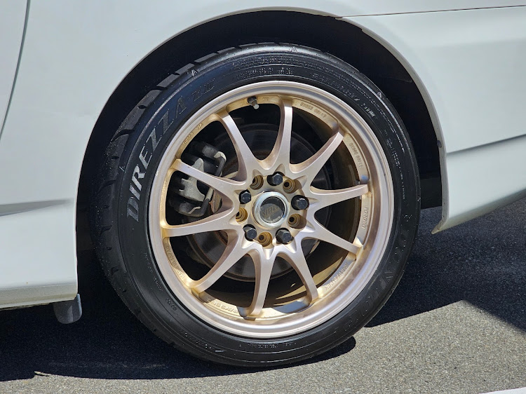 S2000のドライブの楽しさ広め隊・普通に乗ってるだけで楽しいやつ・ホイール&タイヤ交換・故障したらすぐ対処・痛車計画進行中に関するカスタム事例の投稿画像4枚目