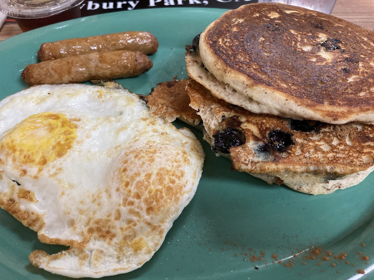 GF blueberry pancake combo