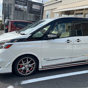 セレナ GFC27