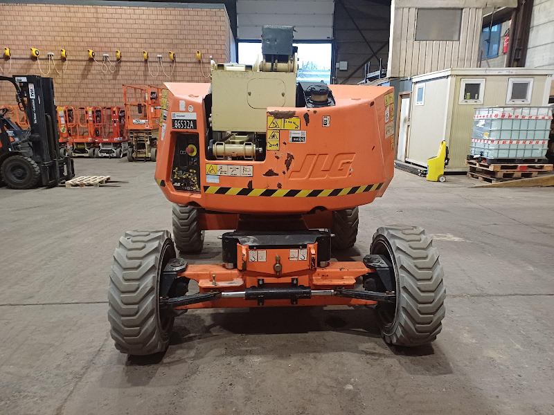 Picture of a JLG 340AJ