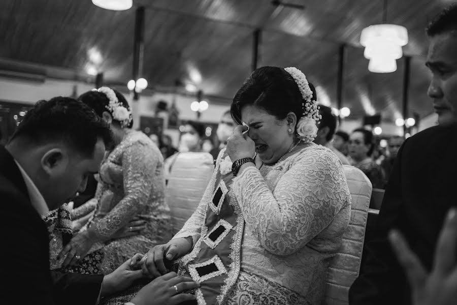 Fotógrafo de casamento Adi Kurniadi (adikurniadi). Foto de 11 de junho 2023