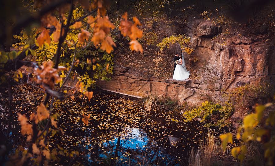 Fotógrafo de casamento Aleksandr Bystrov (bystroff). Foto de 11 de outubro 2019