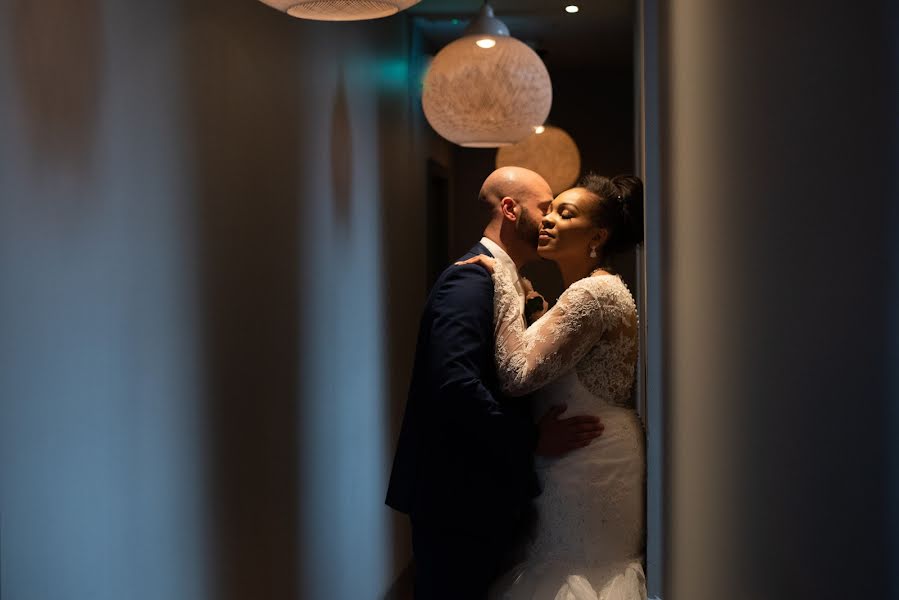 Wedding photographer Carla Thomas (carlathomasphoto). Photo of 10 November 2019