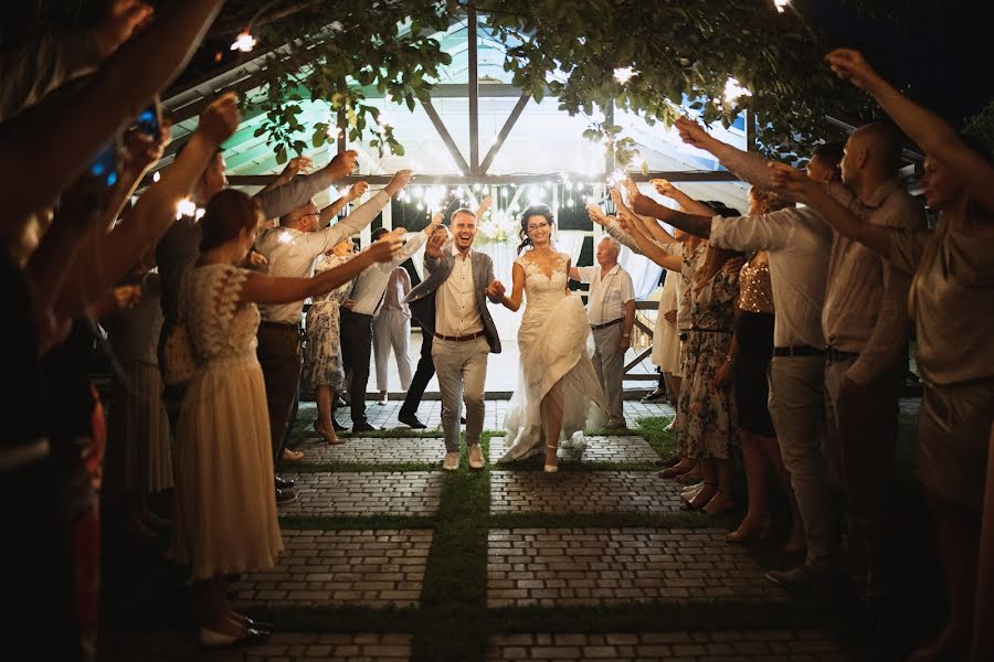 Fotografer pernikahan Slava Kravcov (kravtsovslava). Foto tanggal 6 Agustus 2020