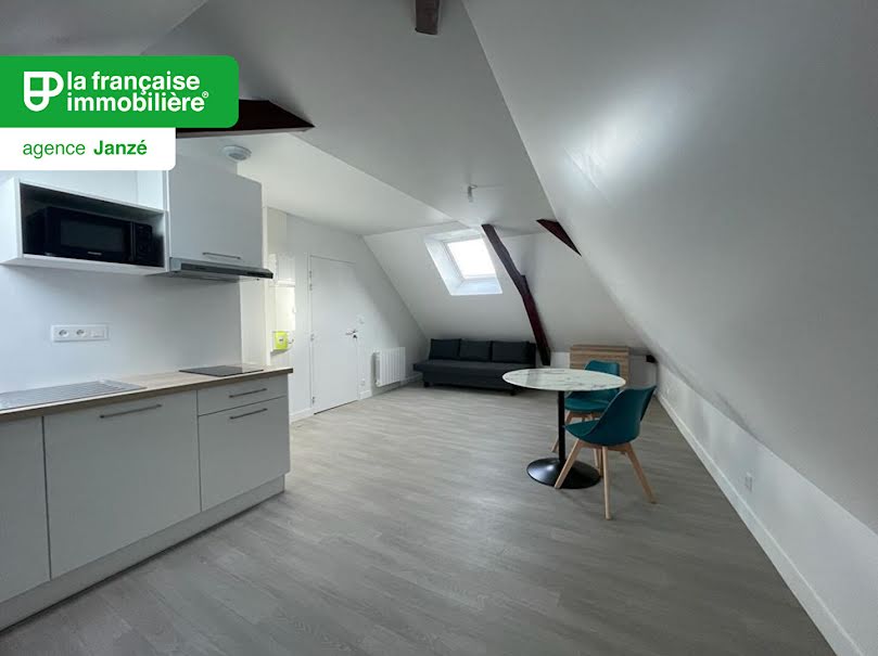 Location meublée appartement 1 pièce 16.79 m² à La Guerche-de-Bretagne (35130), 430 €