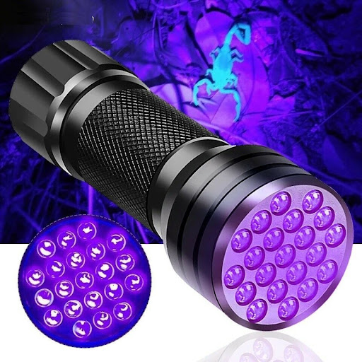 Title 5, Multifunctional Counterfeit Detector UV LED Fla...