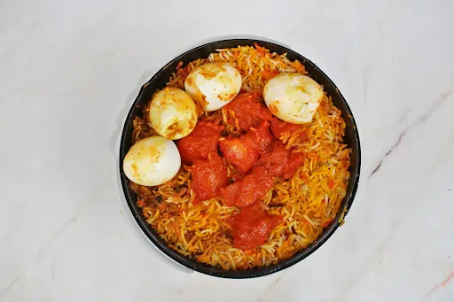 Chicken Boneless Bucket Biryani [Serves 4]