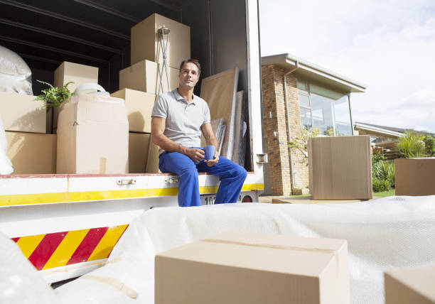 hiring movers, better business bureau