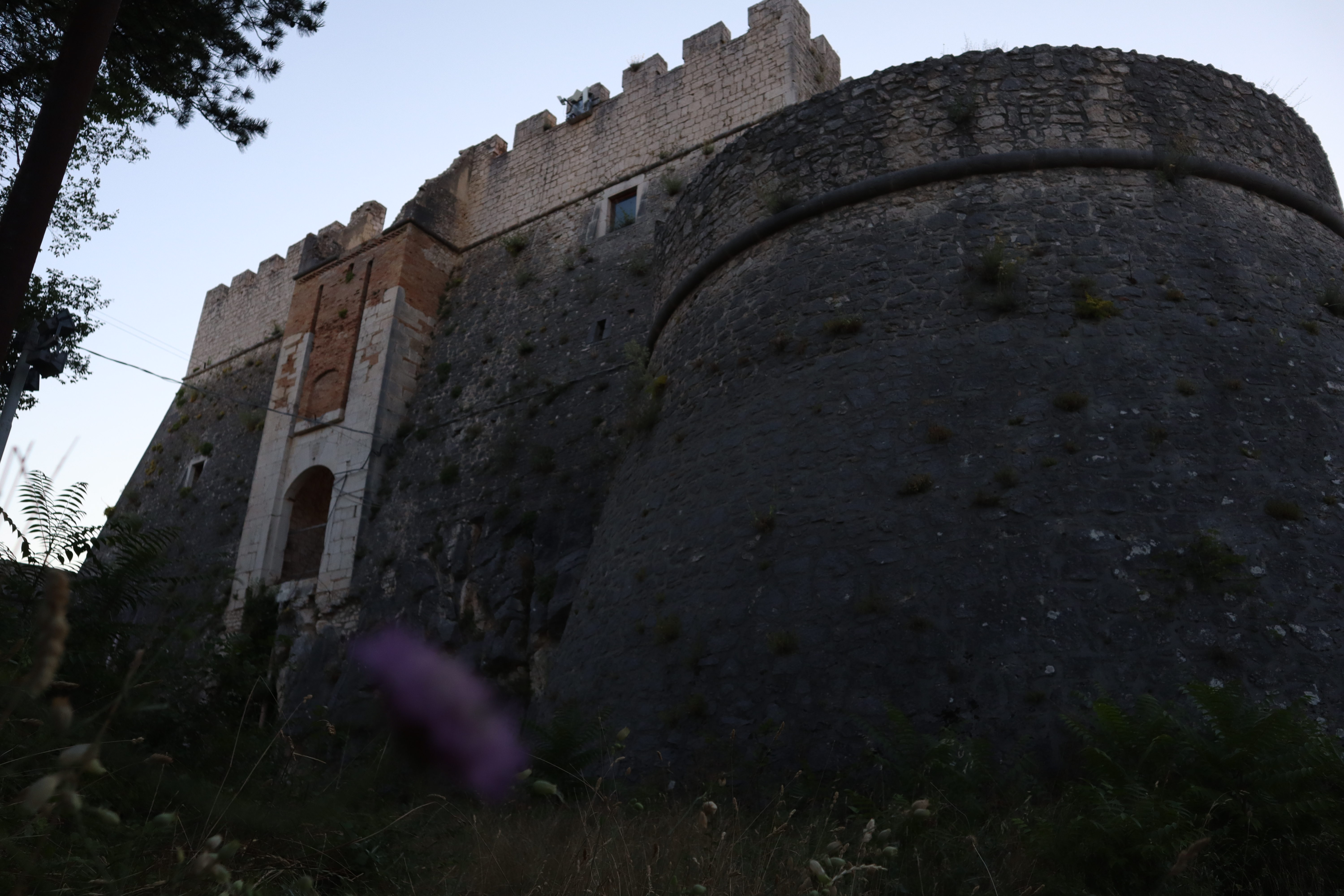 Castello Monforte di Tarta_vale