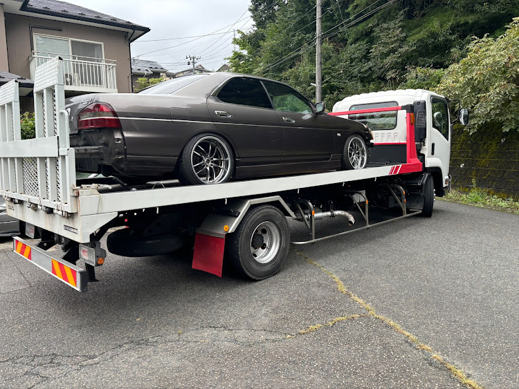 ローレルの整備記録・ローレル・日産・PIAAに関するカスタム事例の投稿画像1枚目