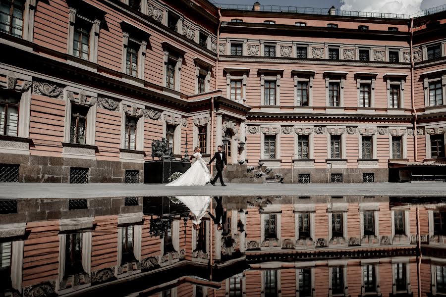 Fotógrafo de casamento Maksim Mesh (maxmesh). Foto de 18 de junho 2019