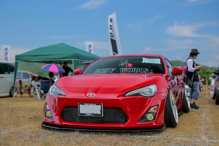86のstance・車高短に関するカスタム事例の投稿画像1枚目