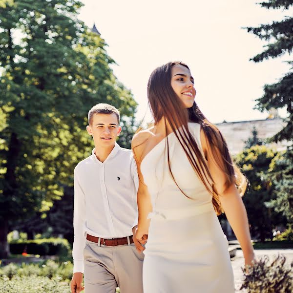 Wedding photographer Oleksandr Nakonechnyi (nakonechnyi). Photo of 1 April 2022