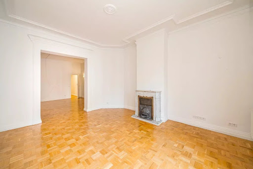 Apartment 4