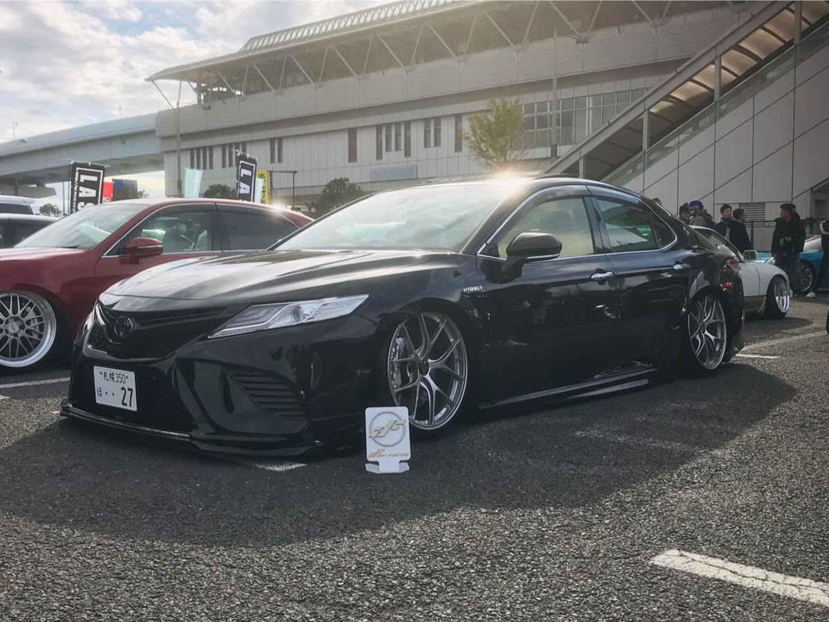 訳ありセール格安） 70系カムリ前期GRフロントバンパーガーニッシュ TRD 70系カムリ前期GRフロントバンパーガーニッシュ TRD 