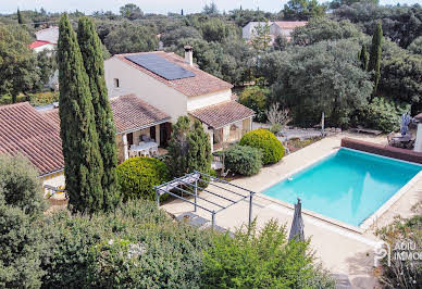 House with pool and garden 2