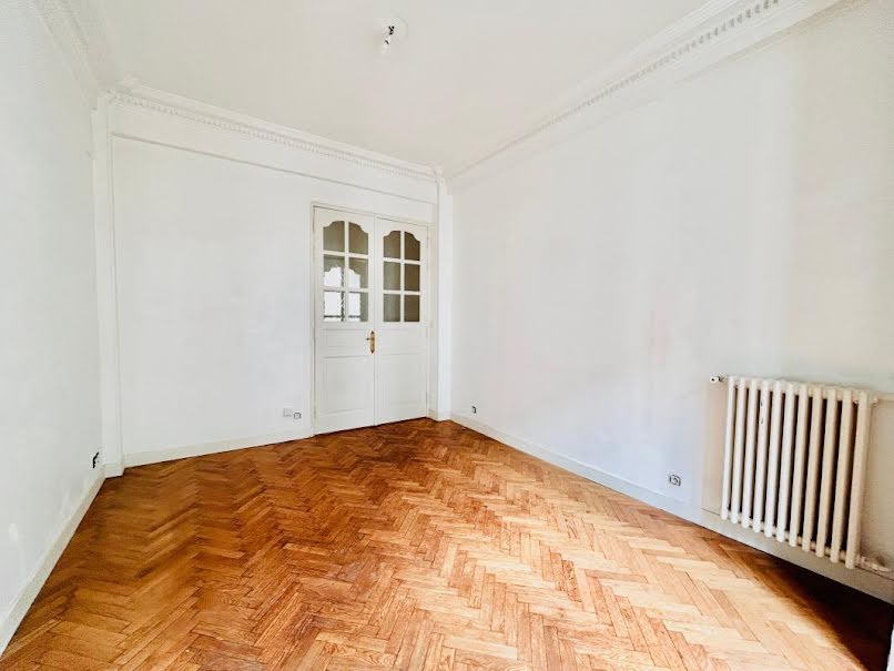 Location  appartement 4 pièces 133 m² à Nice (06000), 2 500 €