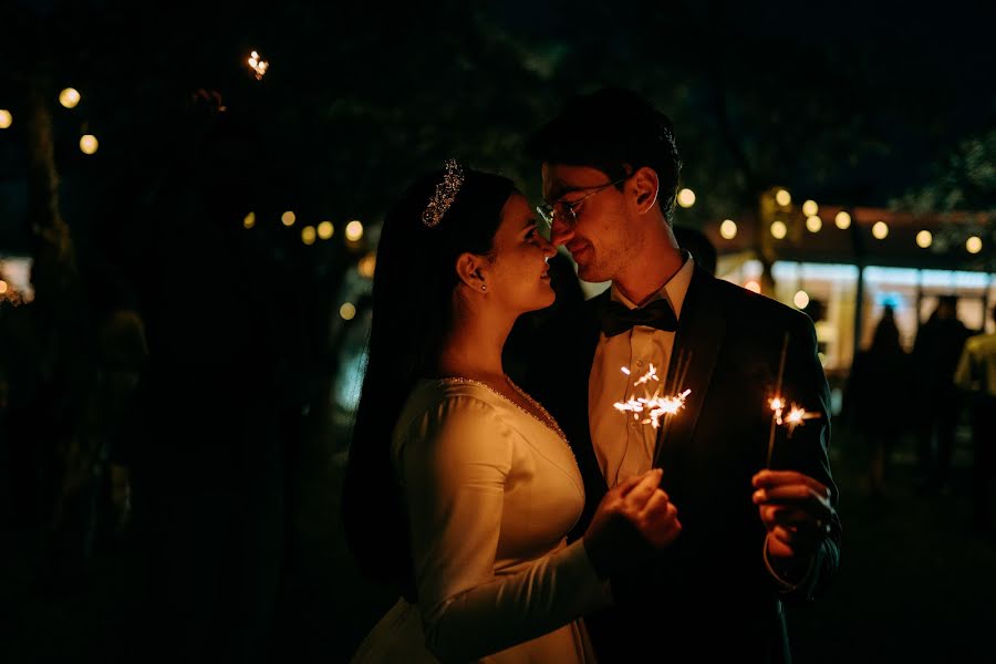 結婚式の写真家Lucian Belascu (themoonlight)。2023 8月17日の写真