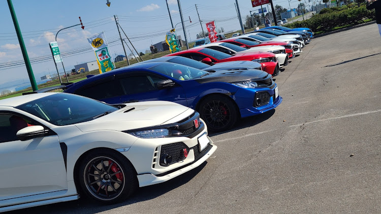 シビックのシビック乗りとドライブしたいです。・札幌・春ですねに関するカスタム事例の投稿画像1枚目