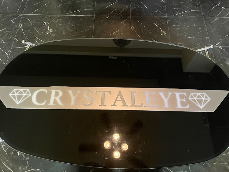 ヴェルファイアのDIY・クリスタルアイ・RGB LED・ワンオフ加工に関するカスタム事例の投稿画像9枚目