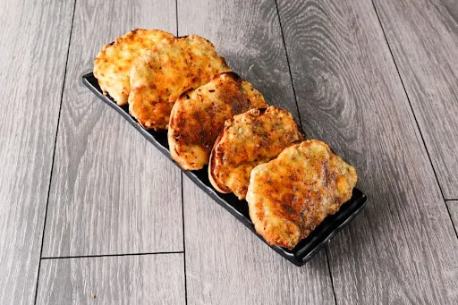 Peri Peri Cheese Garlic Bread