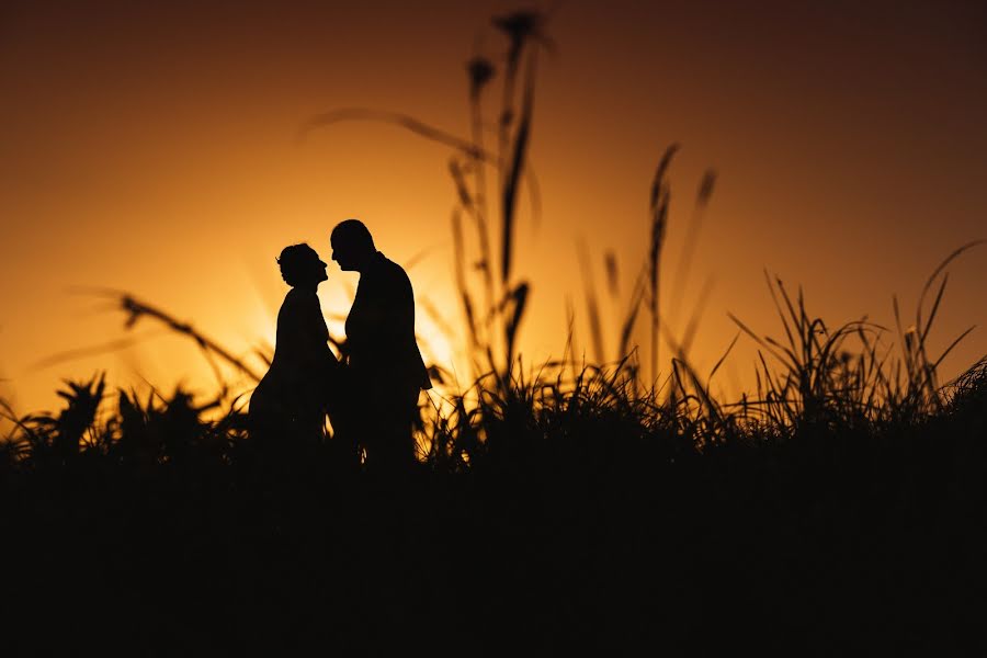 Fotógrafo de casamento Anna Renarda (annarenarda). Foto de 17 de junho 2019