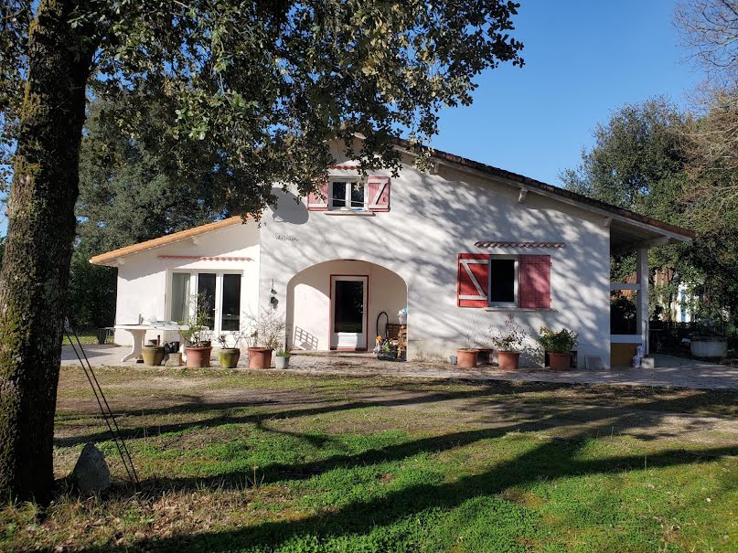 Vente maison 5 pièces 82 m² à Meschers-sur-Gironde (17132), 367 500 €