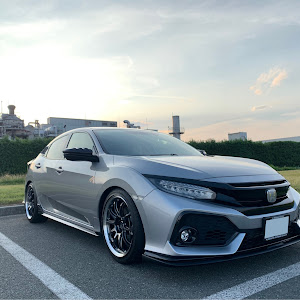 シビック FK7