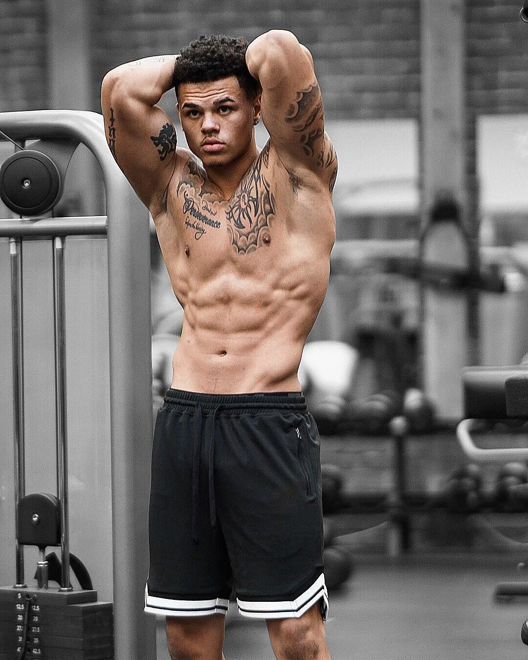 Pantaloncini da corsa uomo Pantaloni da allenamento Traspiranti e leggeri per corsa ed esercizio fisico Comfort e libertà di movimento garantiti