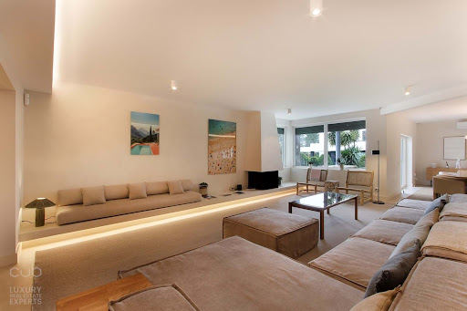 Maison contemporaine avec jardin 1