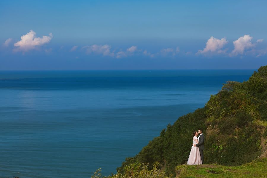 Fotografo di matrimoni Vladimir Lem (dennou). Foto del 5 aprile 2022